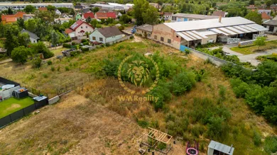 Na predaj pozemok, 913 m², Záhorská Ves, -