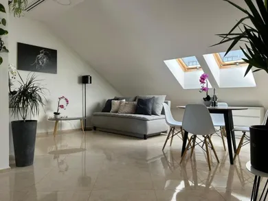 Na predaj 2-izbový byt, 144 m², Bratislava-Staré Mesto