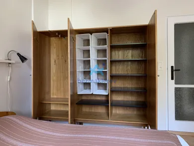 Na prenájom 3-izbový byt, 60 m², Bratislava-Staré Mesto, Teplická 5