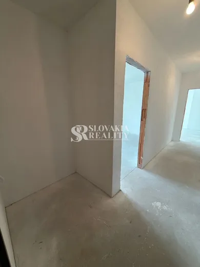 Na predaj 2-izbový byt, 67 m², Ludanice