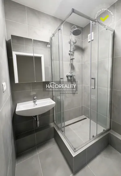 Na predaj 1-izbový byt, 32 m², Bratislava-Podunajské Biskupice