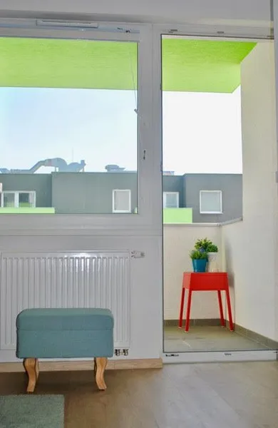 Na prenájom 2-izbový byt, 53 m², Bratislava-Rača, Rustaveliho