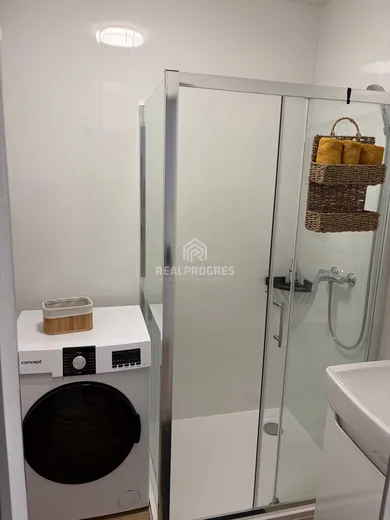 Na prenájom 2-izbový byt, 52 m², Hosťovce