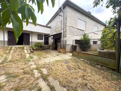 Na predaj dom, 192 m², Trhovište