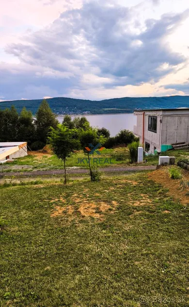 Na predaj pozemok, 200 m², Holčíkovce