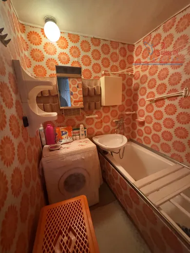 Na predaj 3-izbový byt, 82 m², Bratislava-Petržalka, Dubnická