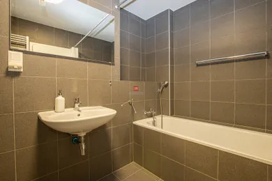 Na prenájom 2-izbový byt, 72 m², Bratislava-Staré Mesto