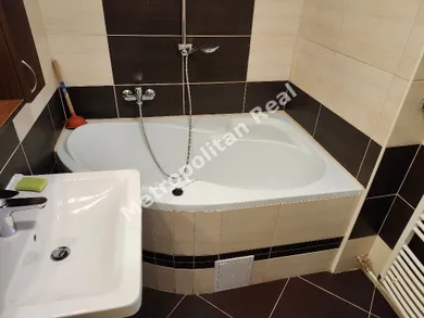 Na predaj 2-izbový byt, 55 m², Bratislava-Staré Mesto, Drotárska cesta