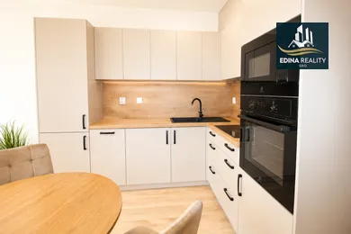 Byty na prenájom 3-izbový, Galanta · €650