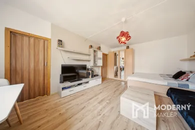 Mieszkania na sprzedaż, 1-pokojowe, Bratislava-Dúbravka · €164 900