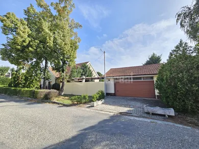 Na predaj dom, 240 m², Galanta, Kpt. Uhra