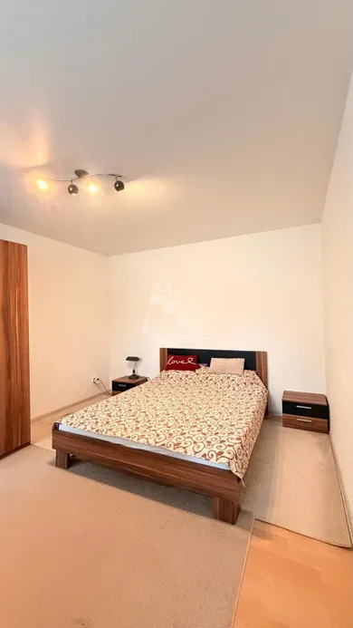 Na prenájom 2-izbový byt, 56 m², Zvolen