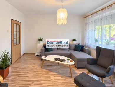 Na predaj 3-izbový byt, 66 m², Šamorín, Hlavná