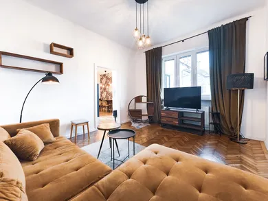 Na prenájom 2-izbový byt, 54 m², Košice-Staré Mesto, Baštová