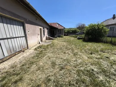Na predaj dom, Vlkyňa