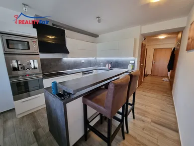 Na predaj 3-izbový byt, 85 m², Donovaly