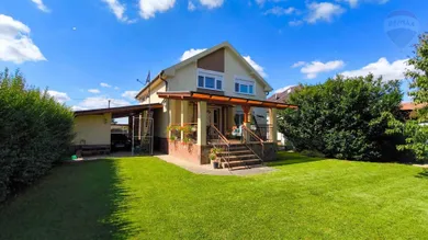 Domy na sprzedaż, 5-pokojowe, Galanta · €309 000