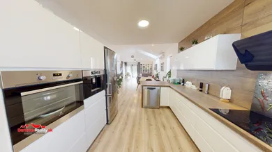 Na predaj 4-izbový dom, 140 m², Trenčín, Na kameni