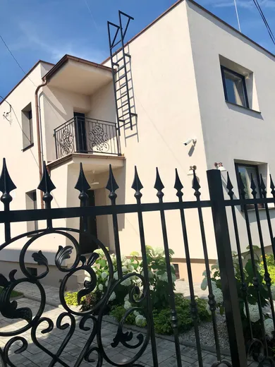 Mieszkania na wynajem, 2-pokojowe, Bratislava-Vrakuňa · €650
