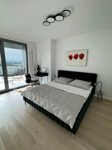 Na prenájom 2-izbový byt, 57 m², Bratislava-Ružinov, Pribinova