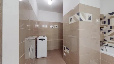 Na prenájom 2-izbový byt, 60 m², Levice