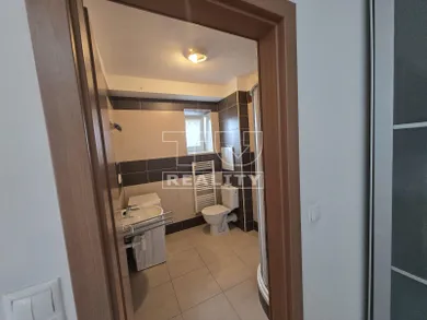 Na predaj 1-izbový byt, 27 m², Bratislava-Petržalka