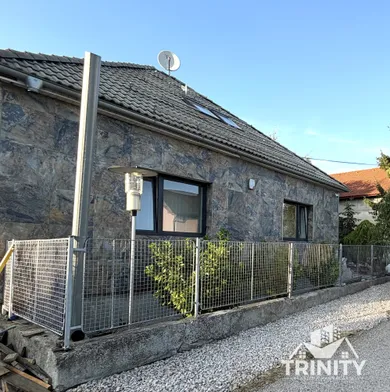 Na predaj 3-izbový dom, 217 m², Šurany