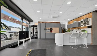 Na predaj komerčné, 238 m², Bratislava-Ružinov, Pestovateľská