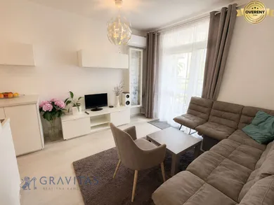 Na predaj 3-izbový byt, 64 m², Bratislava-Dúbravka, Agátová