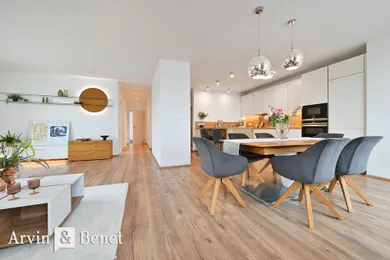 Na predaj 4-izbový byt, 140 m², Bratislava-Záhorská Bystrica