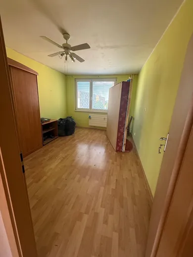 Na predaj 3-izbový byt, 74 m², Šaľa, Hollého