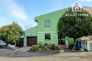 Na predaj dom v Šamorín · €339 900 · Čiastočná rekonštrukcia