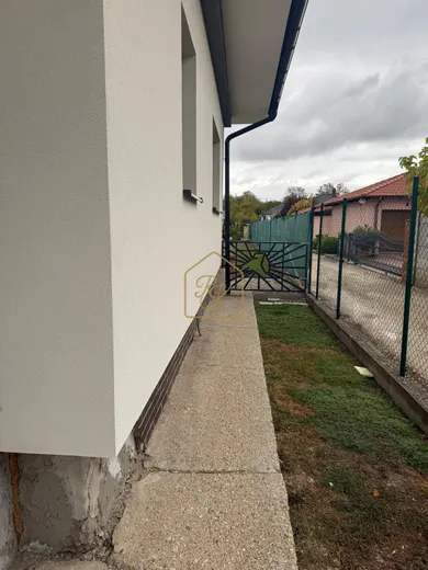 Na predaj 4-izbový dom, 155 m², Nitra, Dlhá
