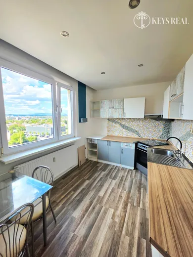 Na predaj 3-izbový byt, 64 m², Prešov, Švábska