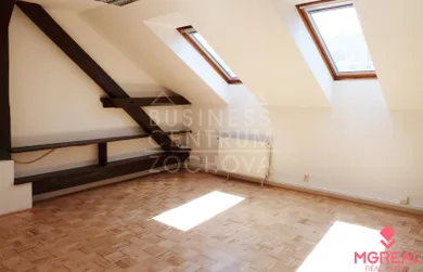 Na prenájom komerčné, 121 m², Bratislava-Staré Mesto, Zochova
