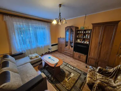 Na predaj dom, 110 m², Horná Kráľová, Školská
