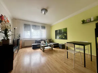 Na predaj 3-izbový byt, 63 m², Banská Bystrica, Tatranská