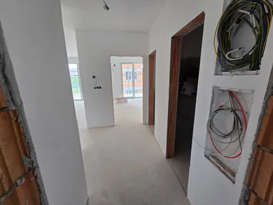 Na predaj 2-izbový byt, 51 m², Hôrky, Družstevná