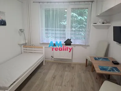 Na predaj 1-izbový byt, 20 m², Trenčianske Teplice, Partizánska