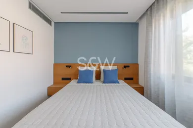 Na prenájom 3-izbový byt, 65 m², Bratislava-Staré Mesto, Justičná