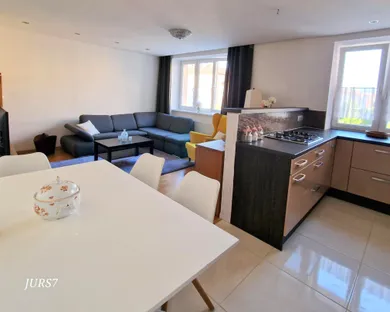 Na predaj 3-izbový byt, 80 m², Košice-Staré Mesto, Zimná