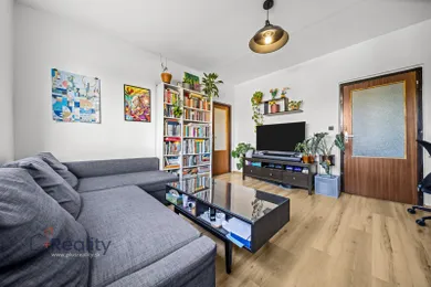 Na predaj 2-izbový byt, 47 m², Bratislava-Ružinov
