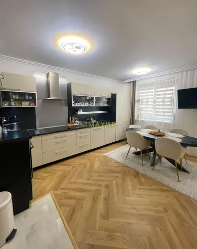 Mieszkania na sprzedaż, 3-pokojowe, Bratislava-Vajnory · €320 000