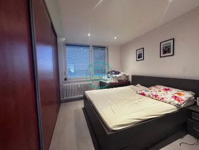 Na predaj 3-izbový byt, 75 m², Nové Zámky