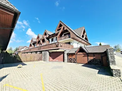 Na predaj 3-izbový byt, 75 m², Veľká Lomnica, Lipová