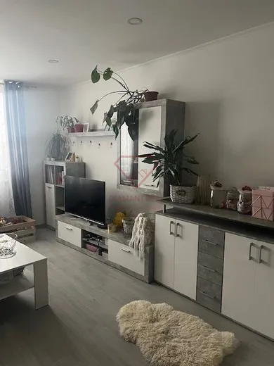 Na predaj 3-izbový byt, 74 m², Sereď, Námestie Slobody