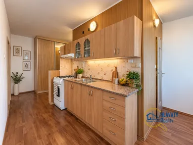 Na prenájom 2-izbový byt, 68 m², Šaľa, Jazerná