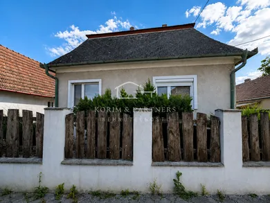 Domy na sprzedaż, 4-pokojowe, Dunajská Streda · €190 000