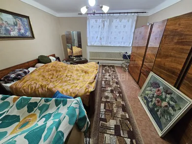 Na predaj dom, 200 m², Horné Saliby