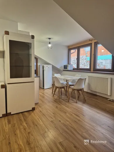 Na prenájom 2-izbový byt, 59 m², Liptovský Mikuláš